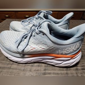 Women's Hoka Clifton 8 Size 6